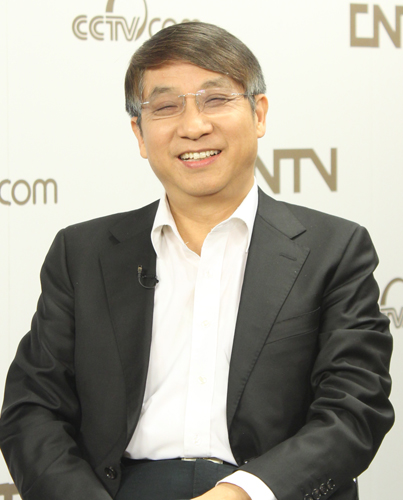 紀小龍教授